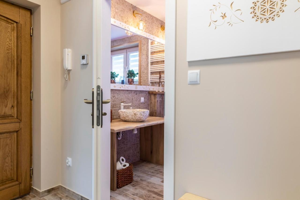 Bunia W Zakopanem Z Jacuzzi Apartman Kültér fotó