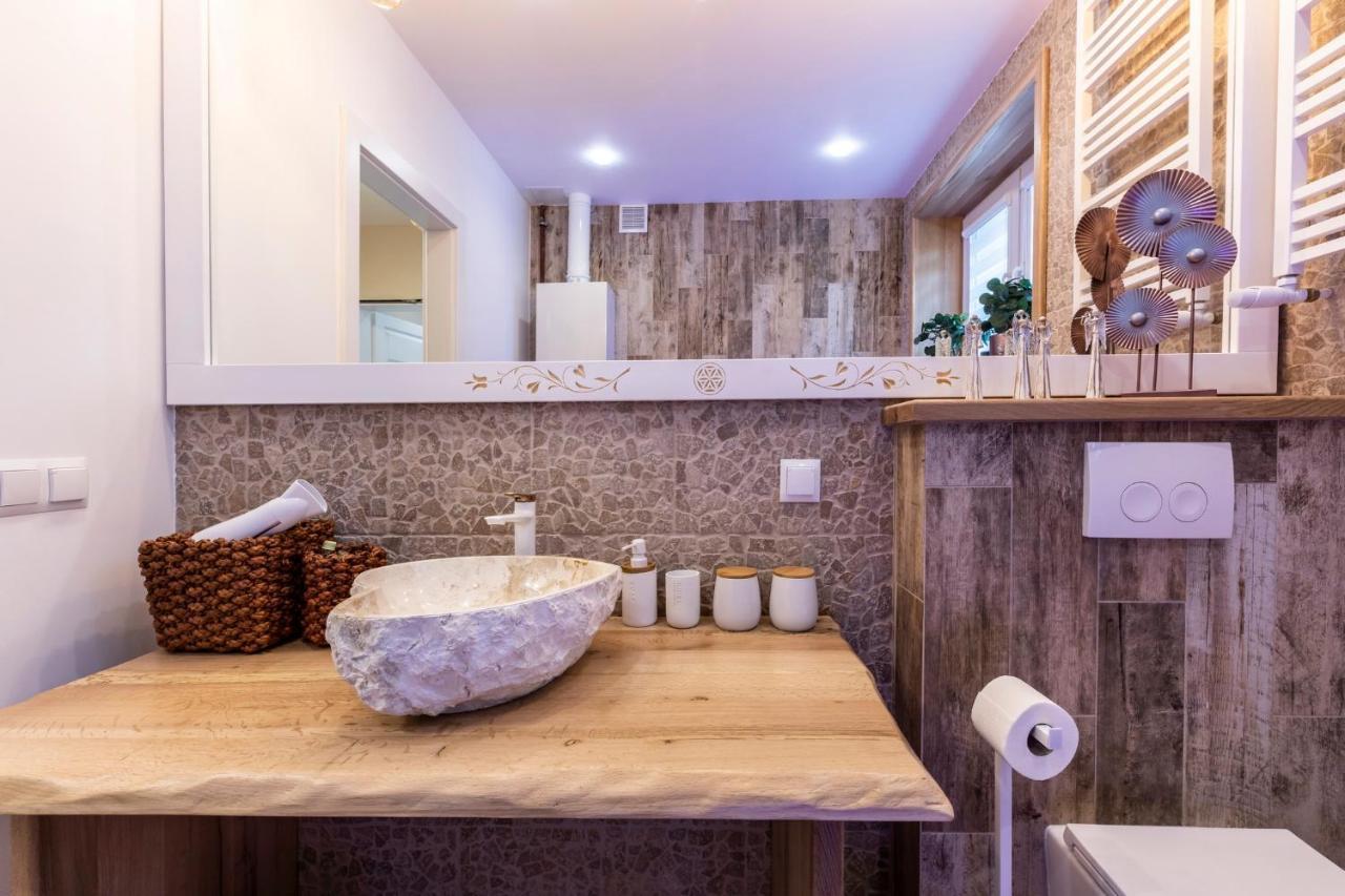Bunia W Zakopanem Z Jacuzzi Apartman Kültér fotó